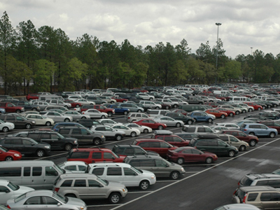 Ιστορικό αρνητικό ρεκόρ σε πωλήσεις αυτοκινήτων από το 1995
