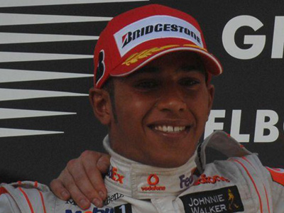 F1: Ο Ηamilton πρώτος στα δοκιμαστικά …νυχτοπερπατήματα!