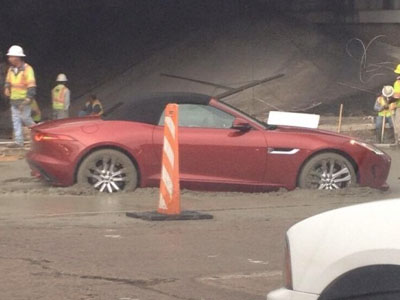 Τσιμέντωσε… την Jaguar