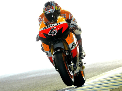 Ο Ντοβιτσιόζο κατέκτησε την Pole Position στην Ιαπωνία