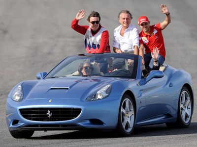 Η πρώτη «επίσημη» του Alonso στη Ferrari  κατέληξε στην αμμοπαγίδα