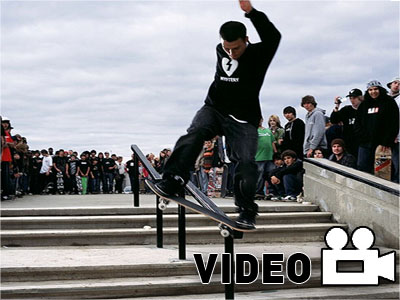 Βόλτα με… σανίδια στους δρόμους της πόλης