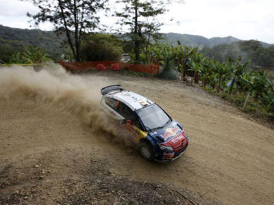 WRC: Τη γάτα με το ποντίκι παίζουν Loeb-Hirvonen στην Αυστραλία!