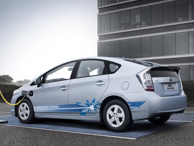 Η Toyota στο Σαλόνι Γενεύης με θέμα: «Η υβριδική τεχνολογία έγινε μόδα»