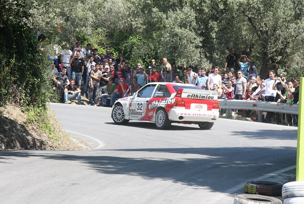Χιλιάδες θεατές αναμένεται να κατακλύσουν την ειδική διαδρομή...