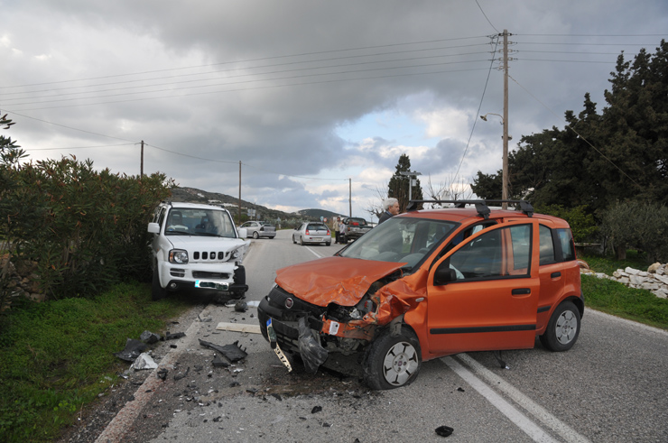 Αν το όχημα είναι ανασφάλιστο τότε ο παθών μπορεί να κάνει αγωγή και να απιτήσει τα χρήματά του (και τα έξοδα δικηγόρου) αντί να περιμένει να αποζημιωθεί από το επικουρικό