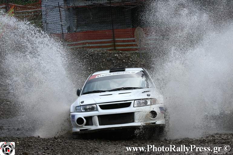 Βάθρο για τους Ζήση - Τσιάπα με Mitsubishi EVO 6