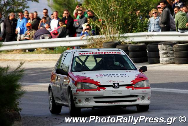 Ο Μιχάλης Αναστασόπουλος