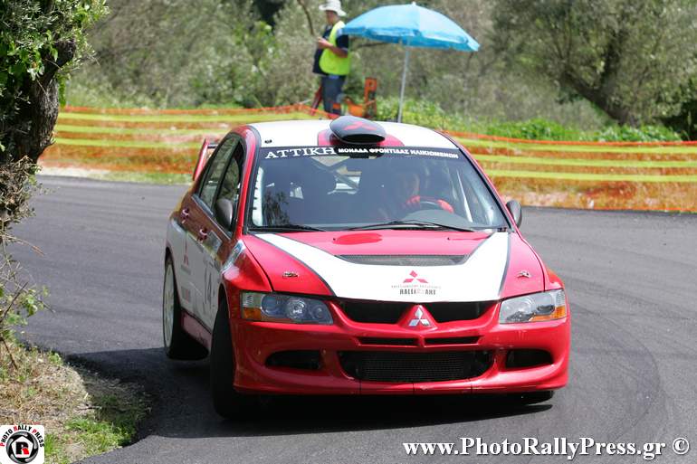 O Κώστας Κάκκος με Mitsubishi EVO 8