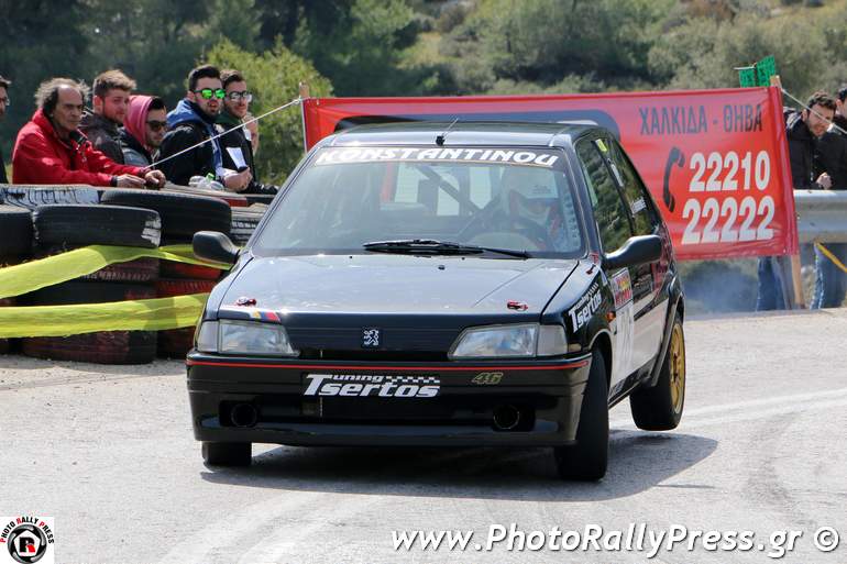Ο Στέλιος Κωνσταντίνου με Peugeot 106