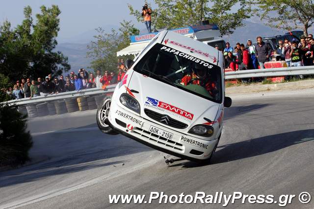 Ο Νικόλας Παπαχρήστος σε ένα... αεροπλανικό σόου!!!