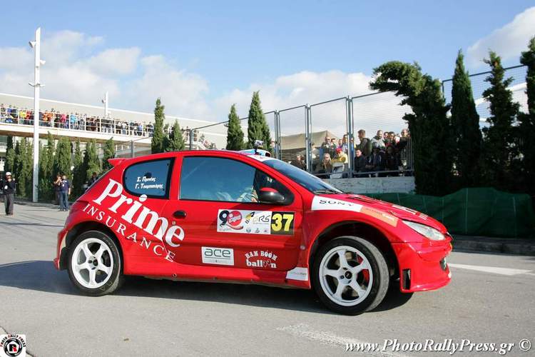 Οι Πρινέας - Τουμπακάρης