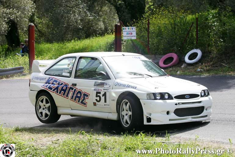 Εντυπωσιακή εμφάνιση του Γιώργου Κεχαγιά με Ford Escort WRC ο οποίος πλέον βρίσκεται στην δεύτερη θέση της βαθμολογίας έχοντας πίσω του, τον Λεωνίδα Κύρκο...