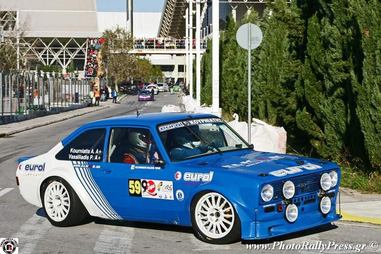 Οι Θανάσης Κουρνιάτης - Βασιλειάδης