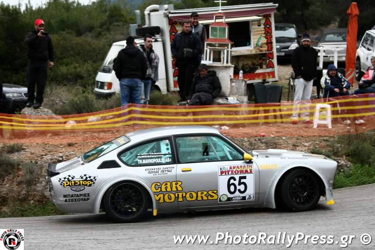 Ο Θόδωρος Μαυροπούλης με ένα πολύ... καλό Opel Kadett