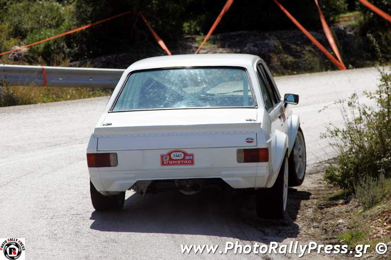 O Κώστας Ντόφης με Ford Escort MK2