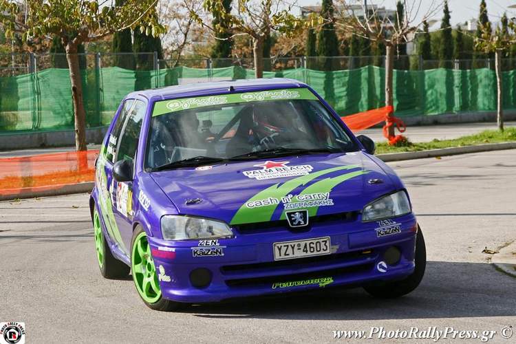 Οι Καφετζάκης - Μαραγκάκης