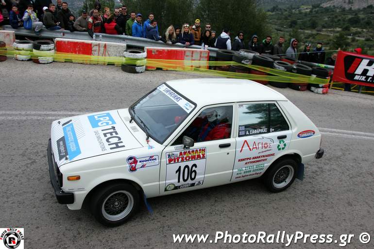 O Αλέξανδρος Σιαφαρίκας με Toyota Starlet