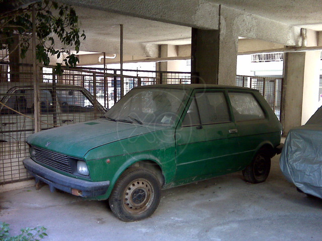 To συγκεκριμένο Zastava Yugo πωλείται στην χρυσή ευκαιρία για... 300 ευρώ