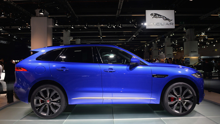 Η νέα Jaguar F Pace ανήκει στην κατηγορία των οχημάτων ελευθέρου χρόνου και θα είναι διαθέσιμη ακόμα και με κινητήρα χωρητικότητας 2.0 λίτρων