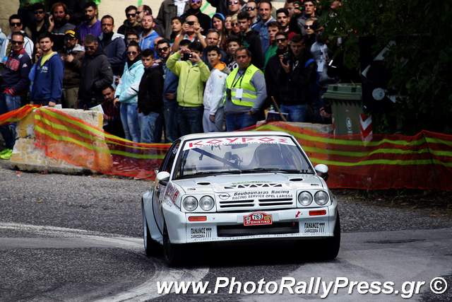 Ο Κώστας Μπόνης