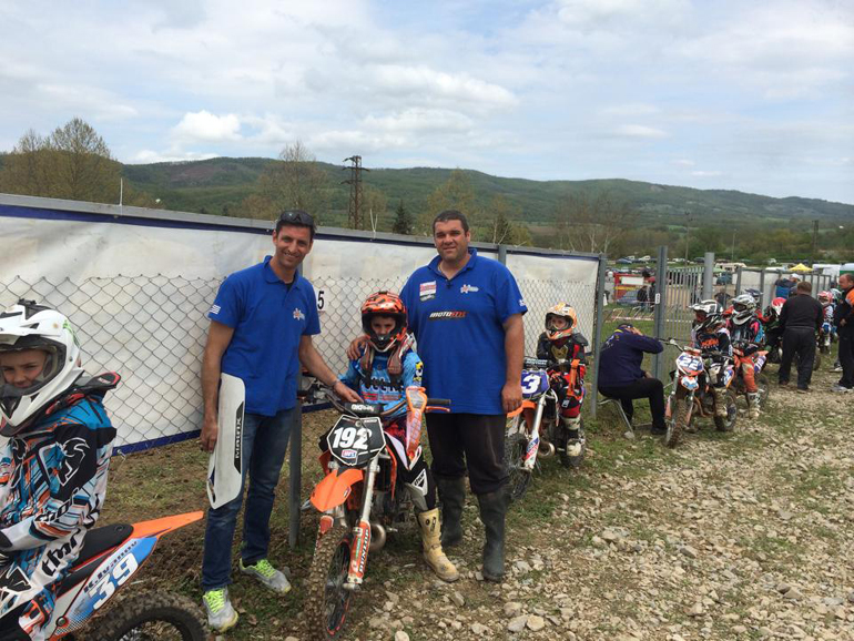 Ο Αντώνης Σάγμαλης με τον πατέρα του και τον προπονητή του