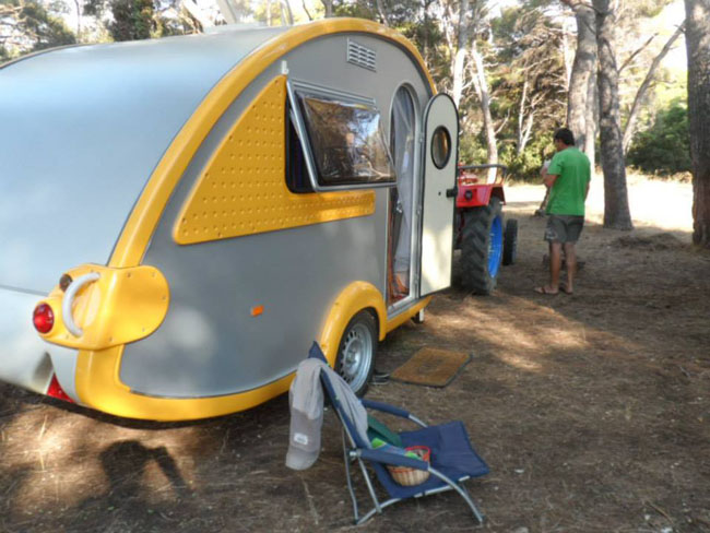 Το πολυταξιδεμένο τροχόσπιτο...