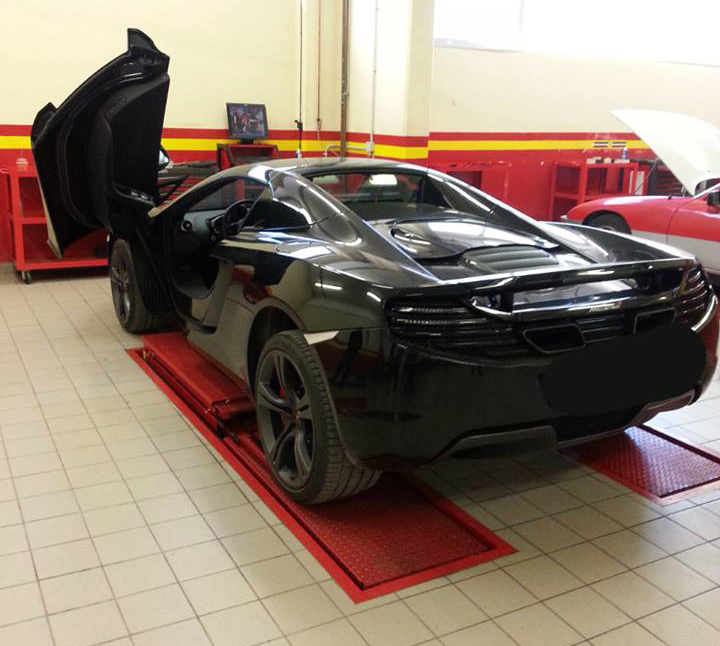 Να το δεις σε ελληνικό δρόμο και να τρομάξεις!!!