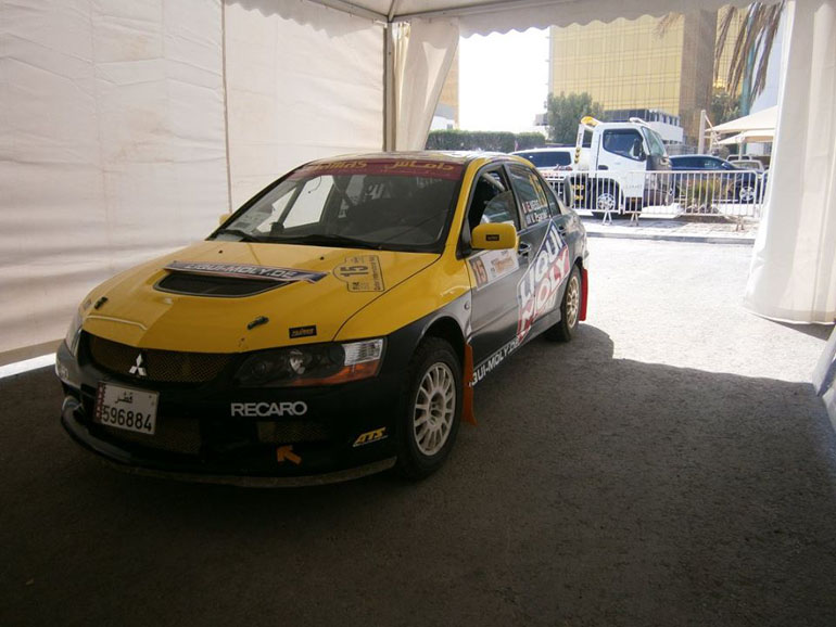 Το αγωνιστικό αυτοκίνητο που χρησιμοποιεί το πλήρωμα...