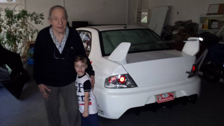 O μεγάλος Στράτος Πατσουρέας 'έφυγε'. Ο μικρός (εγγονός του) θα συνεχίσει το όνομα της οικογένειας...