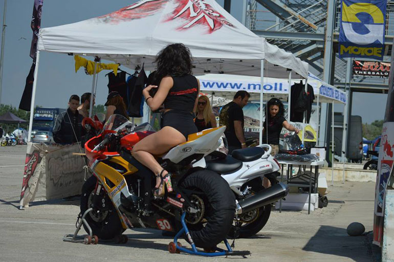 Τελικά το κατάφερε και το καβάλησε!!!