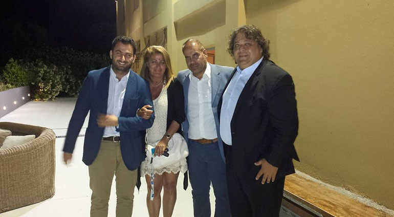 Από αριστερά: Βασίλης Σαρημπαλίδης, Χρύσα Αγρογιάννη, Βαγγέλης Γκούμας και Πάρις Ποντίκας