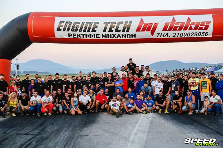 Πάντοτε οι αγώνες Dragster στην Θήβα συγκεντρώνουν πάρα πολλούς αγωνιζόμενους...