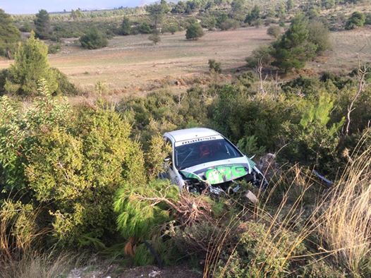 Το Honda μετά την σύγκρουση... (φωτό: Facebook - Greek Hillclimb Championship)