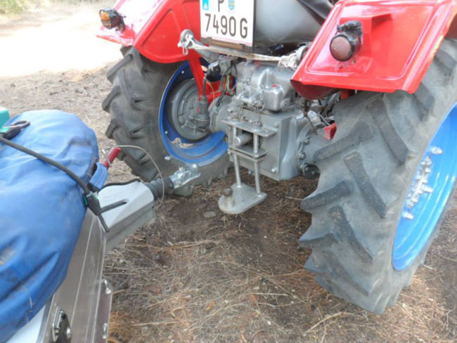 Ο κοτσαδόρος...