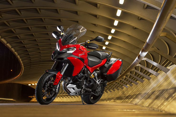 Η Multistrada πλησιάζει σχεδόν τα 20.000 ευρώ...