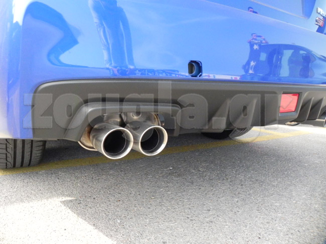 Συνολικά το WRX STi έχει τέσσερις απολήξεις εξάτμισης