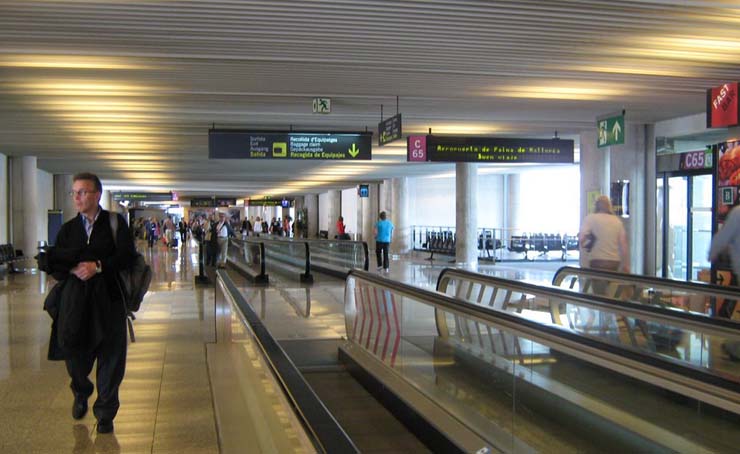 Το αεροδρόμιο της Μαγιόρκα είναι.. τεράστιο. Κάθε χρόνο παιρνούν από αυτό πάνω από 10 εκ. τουρίστες!