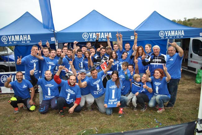 Σύσσωμη η αγωνιστική ομάδα σε κατάσταση... τρέλας!!!!