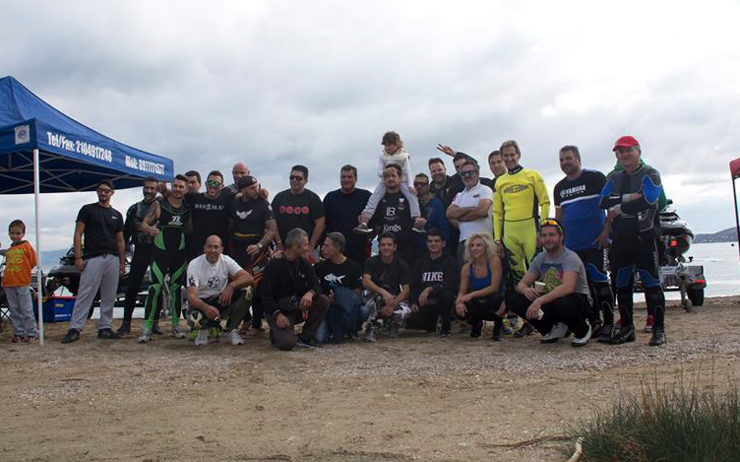 Οι αθλητές του Jet Ski μπορούν να πετύχουν πολλά όταν είναι ενωμένοι...