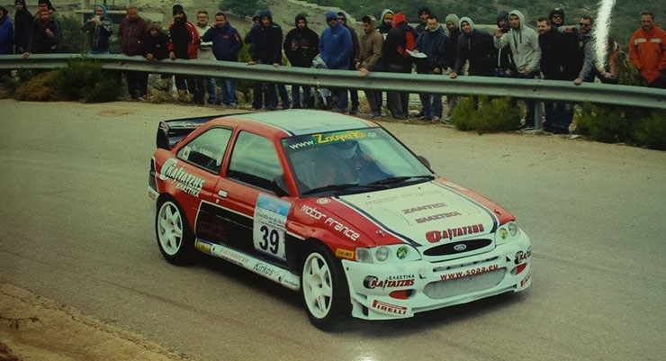 Σκέτη απόλαυση να περνά από μπροστά σου το Ford Escort WRC