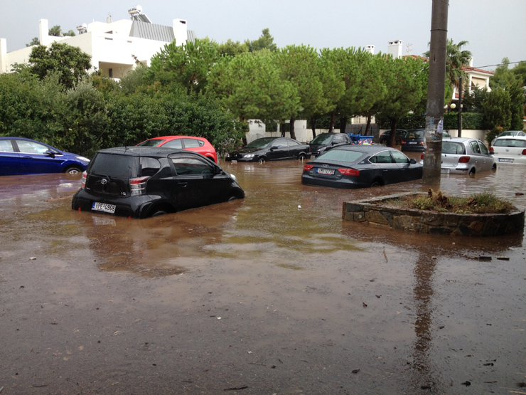 Παλαιότερη φωτογραφία που δεν είχαμε δημοσιεύσει... Ελλάδα του 2014 (πέρυσι) μετά από βροχή...