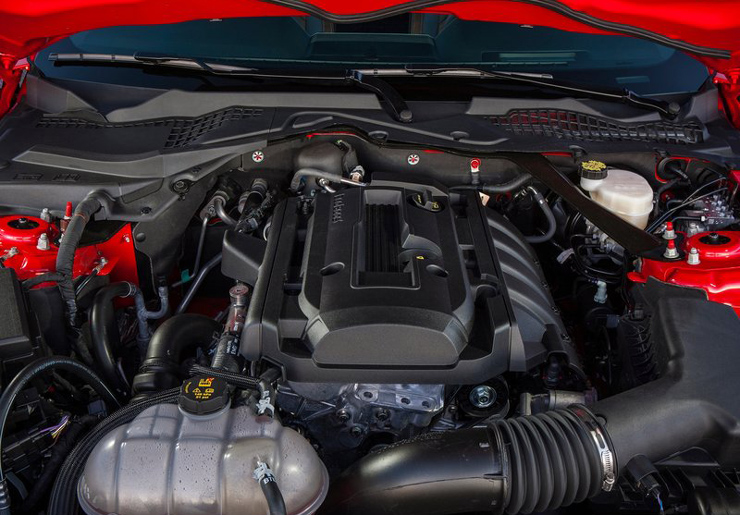 Το μηχανικό σύνολο των 2.3 λίτρων αποδίδει 310 ίππους...