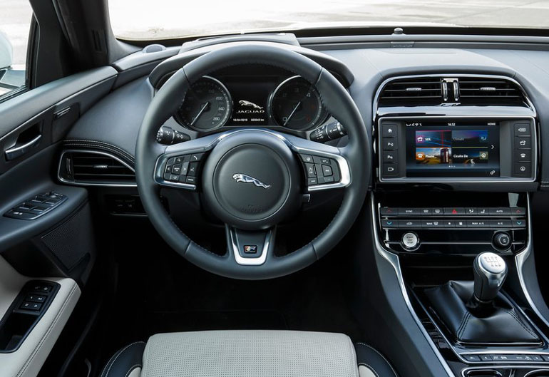 Η εικόνα που βλέπει όποιος κάθεται στη θέση του οδηγού...