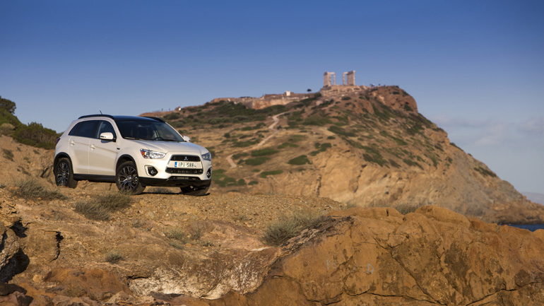 Με το ΑSX θα μπορέσεις να πας και σε μέρη που δεν είχες σκεφτεί ότι μπορείς να κάνει με ένα επιβατικό αυτοκίνητο...