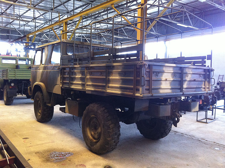 Το Milicar είναι ένα διπλοκάμπινο όχημα, αντίστοιχο του Reo. Μπορεί να χρησιμοποιηθεί για μεταφορά προσωπικού ή να γίνει ανατρεπόμενο. Υπάρχει σε εκδόσεις 4x4 και 6x6. Αρχικά είχαν φτιαχτεί 5 κομμάτια για τον στρατό αλλά ποτέ δεν παραδόθηκαν...