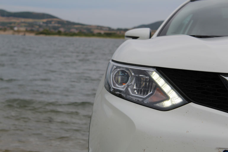 Τα φώτα ημέρας τεχνολογίας LED...