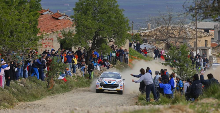 Το ράλι Ακρόπολις συγκεντρώνει το ενδιαφέρον χιλιάδων θεατών που δίνουν κάθε χρόνο βροντερό παρών στις ειδικές διαδρομές...