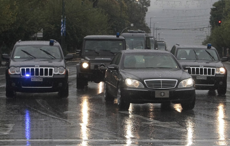 Γερμανο-αμερικανική... συνοδεία!