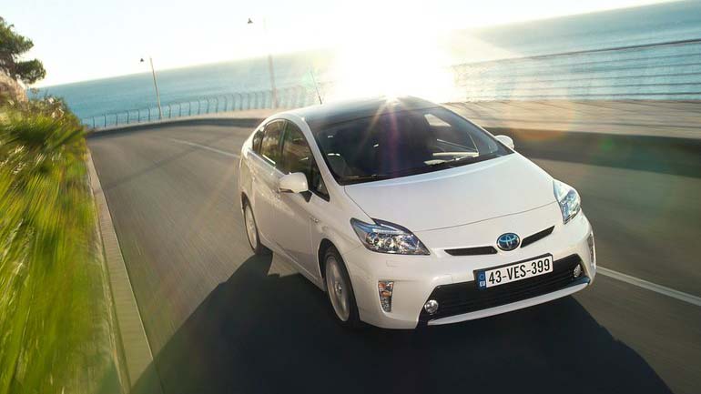 Ξεπέρασε τα 8 εκατομμύρια υβριδικά η Toyota